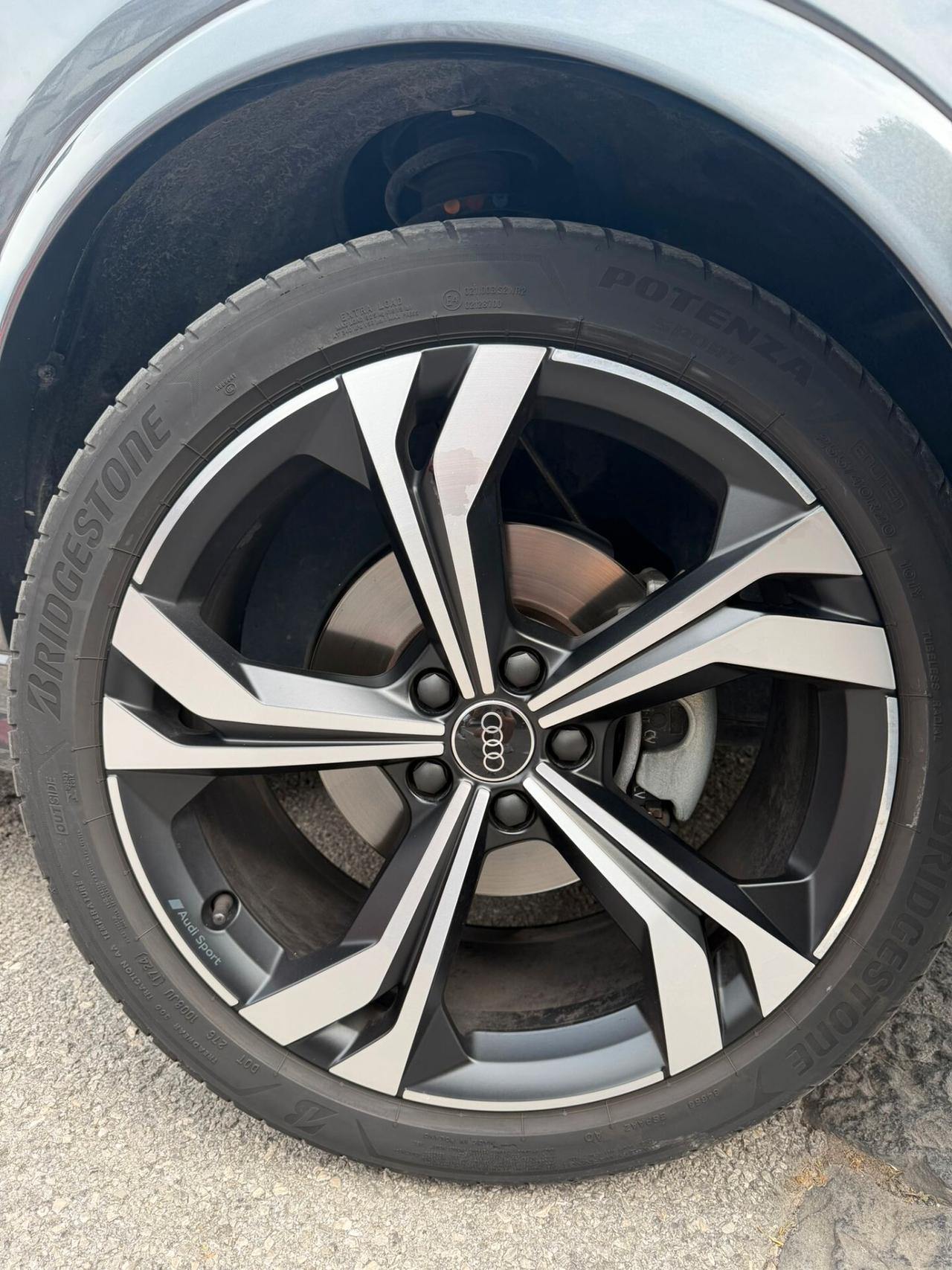Audi Q3 35 TDI S tronic line edition identity black