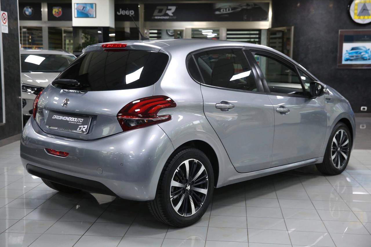 Peugeot 208 BlueHDi 100 cv Signature