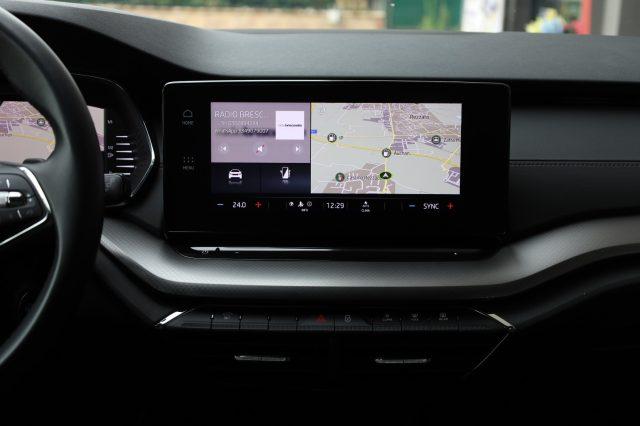 SKODA Octavia 2.0 TDI EVO SCR DSG Wagon UniPro ACC Radar LED Nav