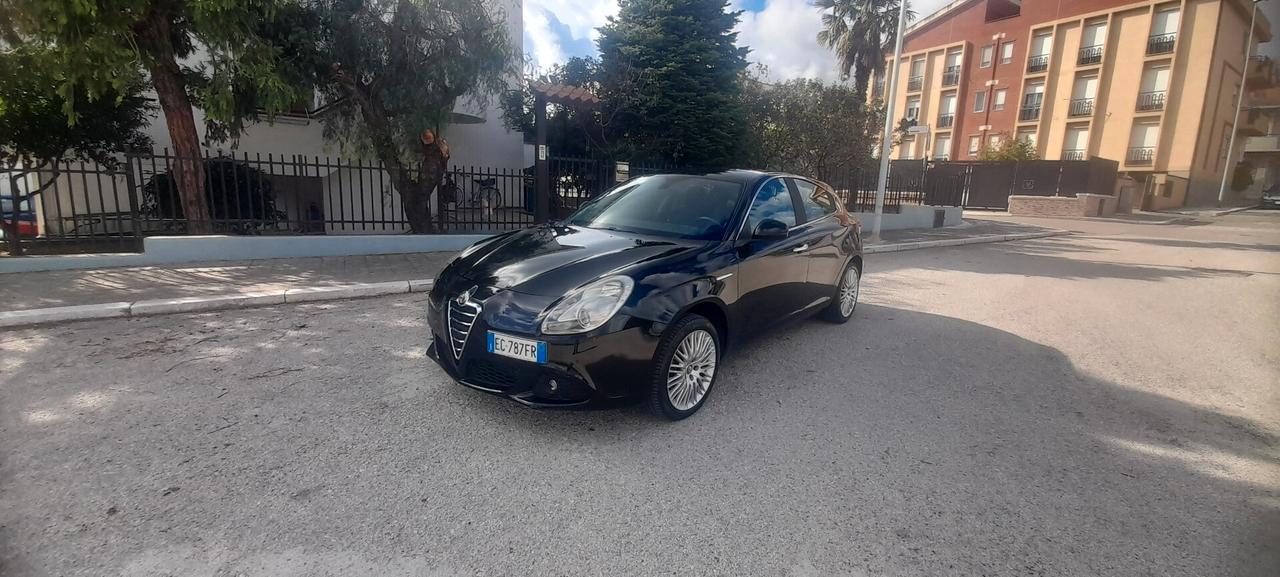 Alfa Romeo Giulietta 2.0 JTDm-2 140 CV Distinctive