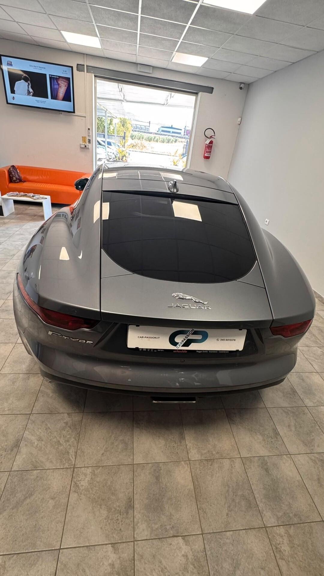 Jaguar F-Type 2.0 aut. Coupé R-Dynamic Black