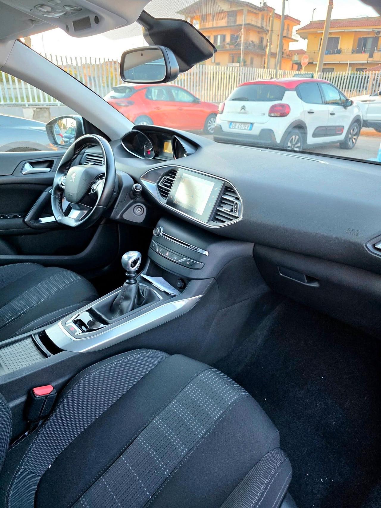 Peugeot 308 BlueHDi 120 S&S SW Business