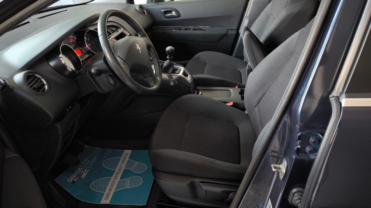 Peugeot 5008 1.6 HDi 112CV Active Mix