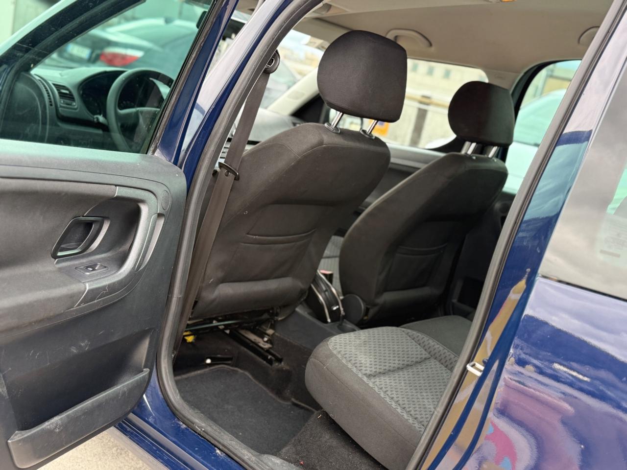 Skoda Roomster 1.2 TSI 86CV Ambition neopatentati 2011