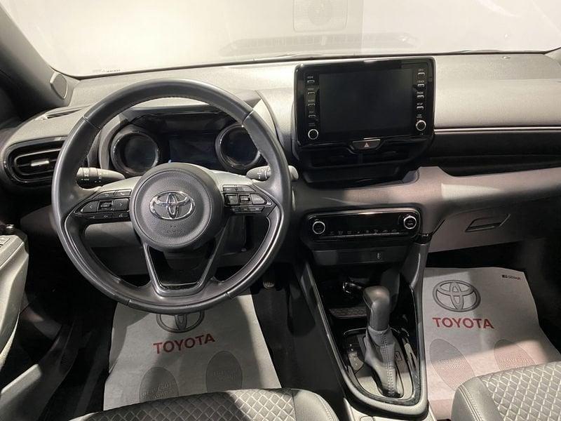 Toyota Yaris 1.5 Hybrid 5 porte Lounge AREA C FREE