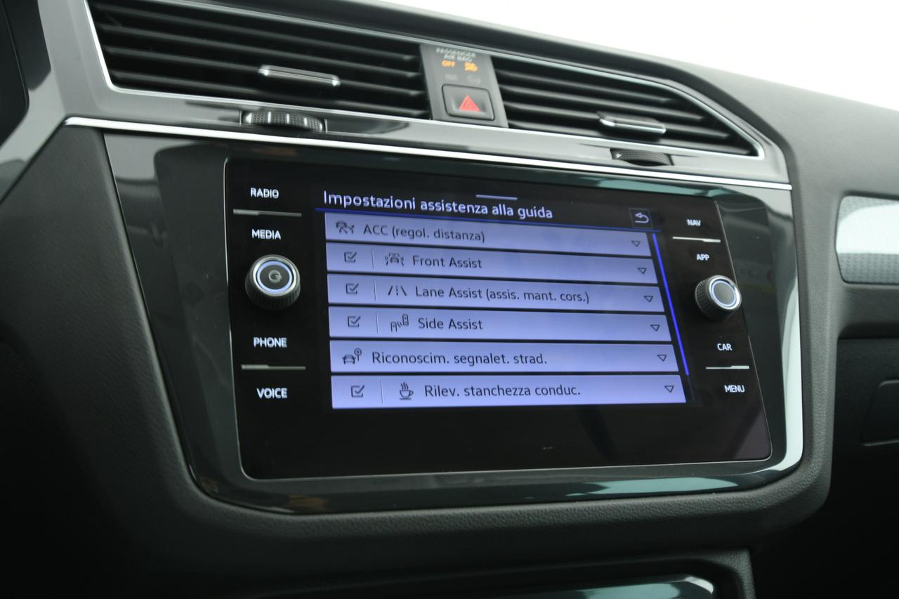 VOLKSWAGEN Tiguan 2.0 tdi Life 150cv dsg ACC+LED+C17"