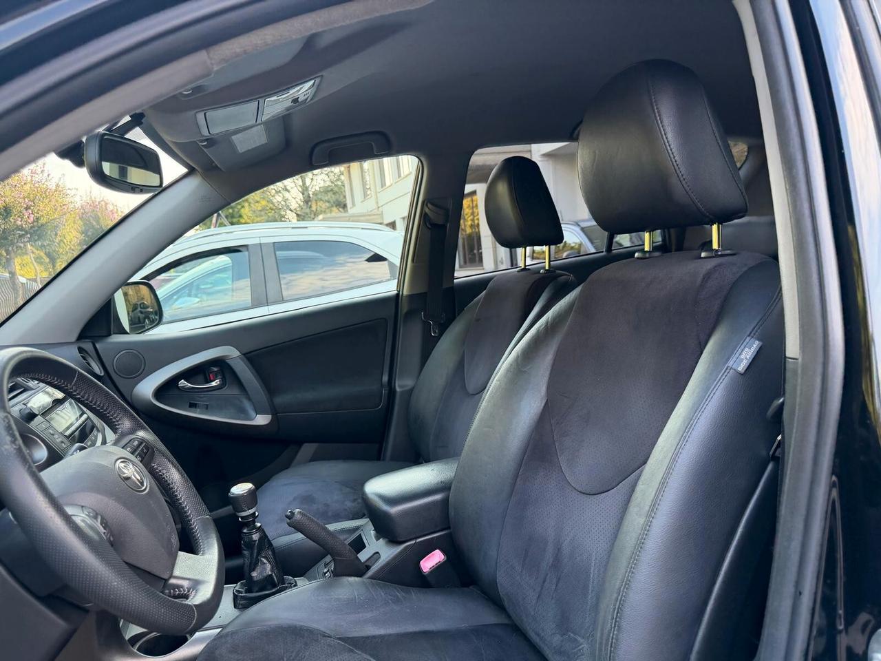 Toyota RAV 4 RAV4 Crossover 2.2 D-4D 150 CV DPF Exclusive