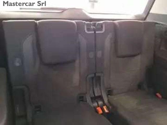 VOLKSWAGEN Touran Touran 2.0 tdi Executive dsg - GB637PN