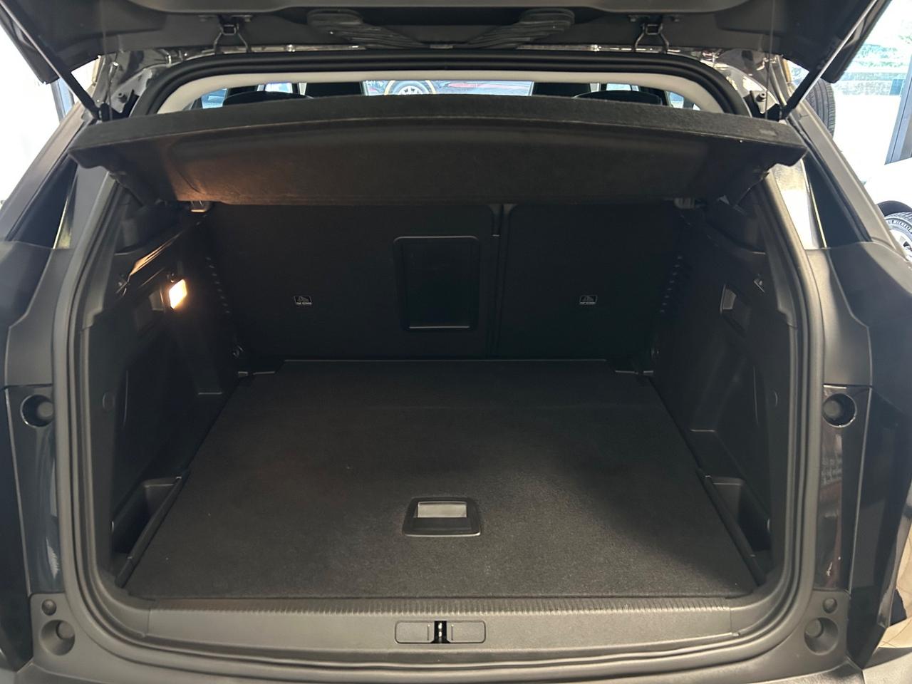 Peugeot 3008 - 2020 1.5 BlueHDi 130 CV 115.000 KM