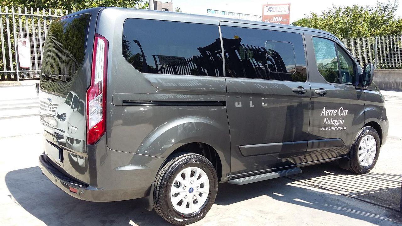 Ford Tourneo Custom Shuttle !!!! SOLO noleggio breve-medio termine