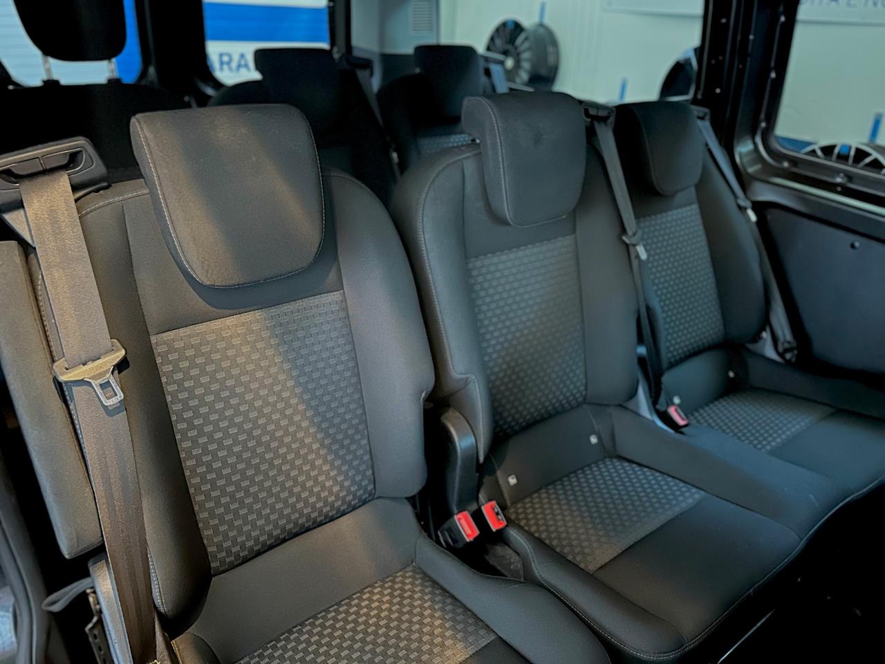 Splendido Ford Transit Custom 2.0 TDCi 130cv Entry
