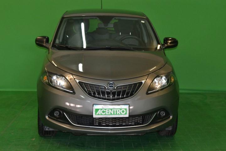 LANCIA New Ypsilon 5 porte - MY21 1.0 70cv Hybrid Silver