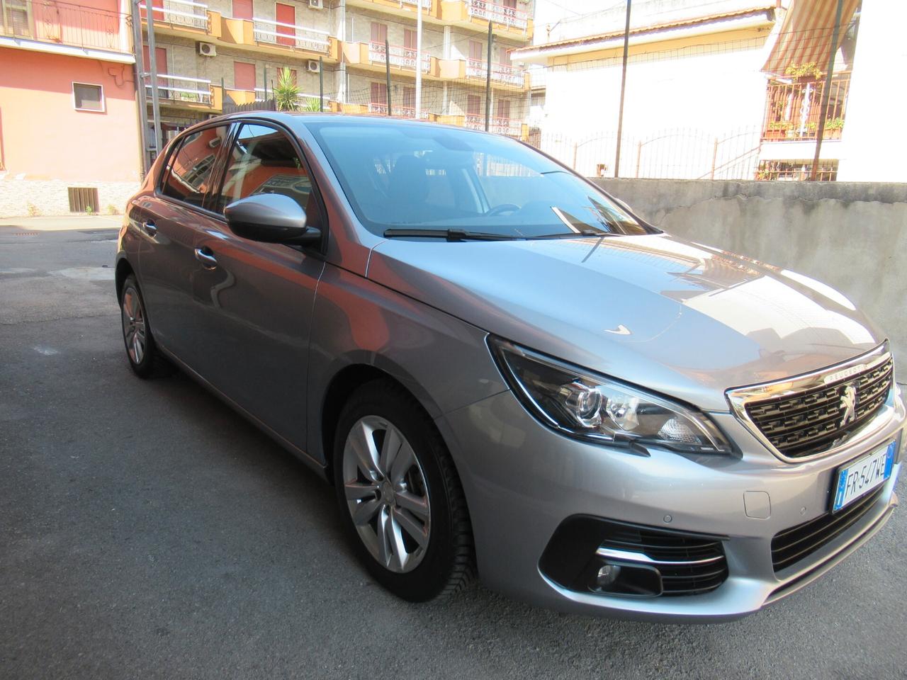Peugeot 308 BlueHDi 130 S&S Business