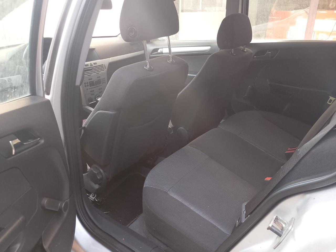 Opel Astra 1.7 CDTI - 2009