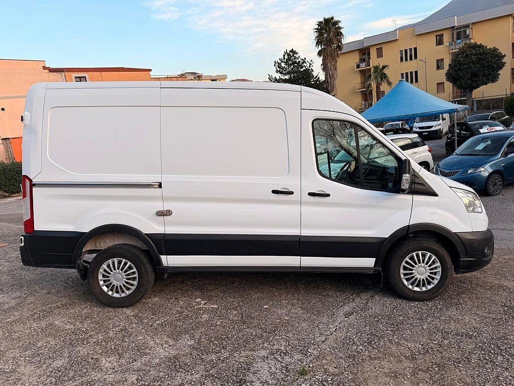 Ford Transit 330 2.0TDCi EcoBlue L2 H2 130 CV