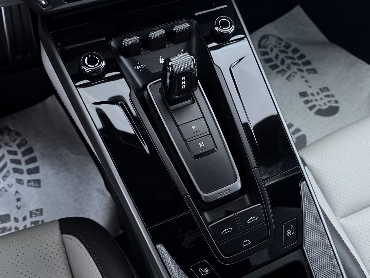 Porsche 992 3.0 Carrera 394cv Cabrio auto