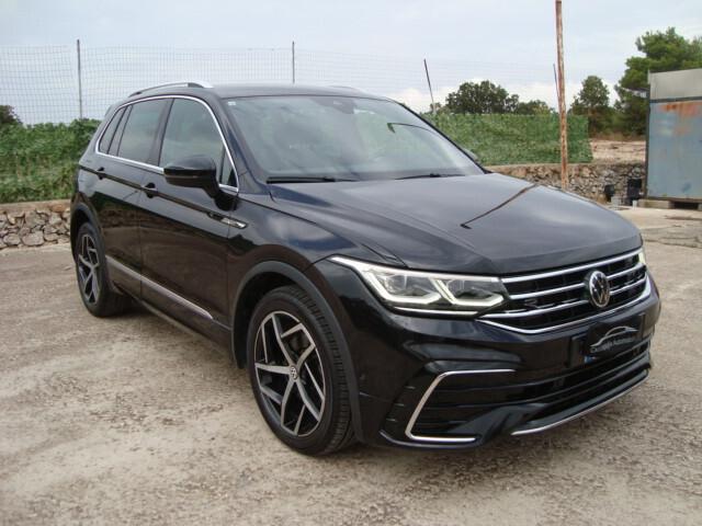 Volkswagen Tiguan 2.0 TDI 150 CV SCR DSG R-Line