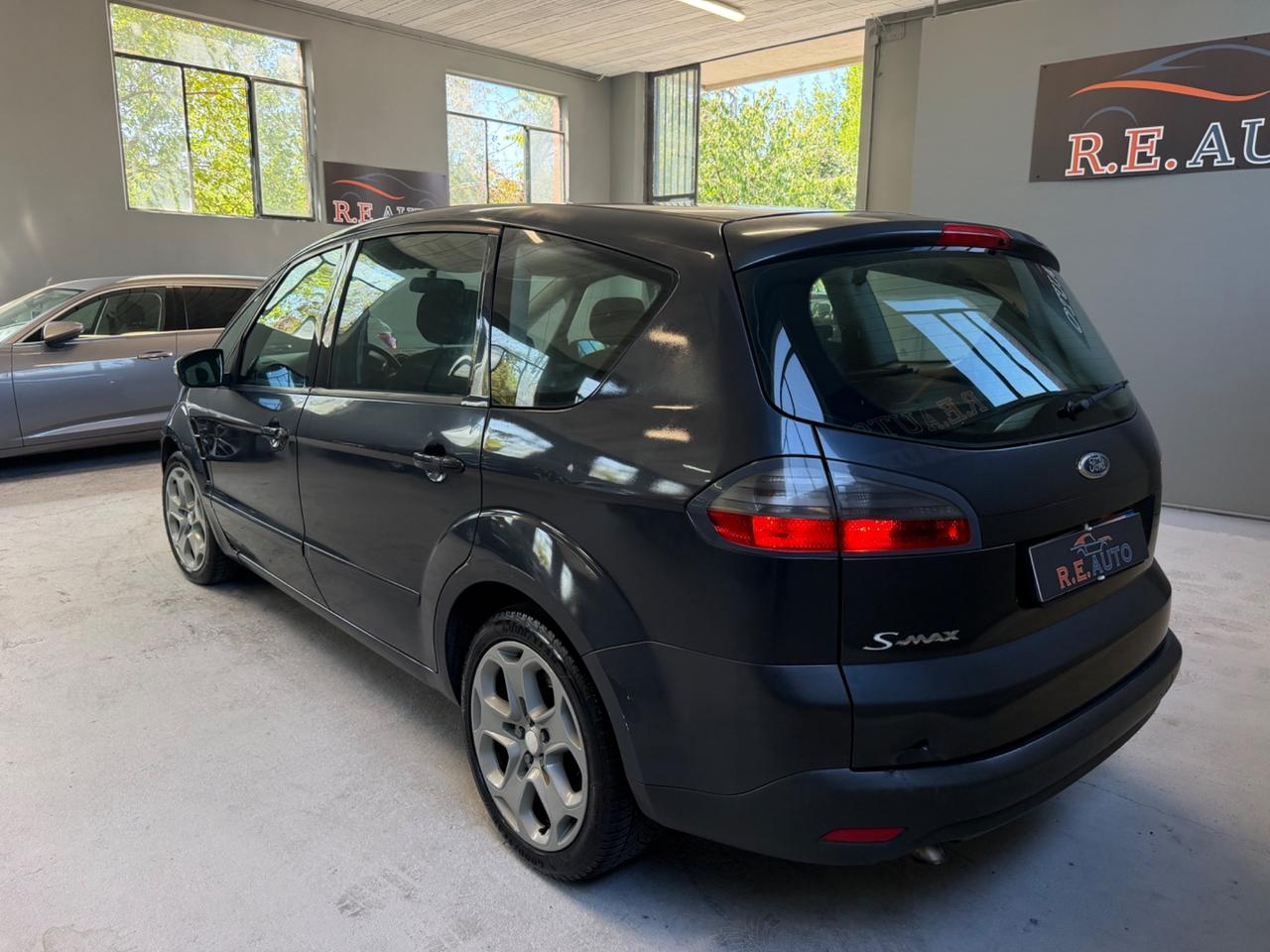 Ford S-Max 2.0 TDCi 140CV Titanium
