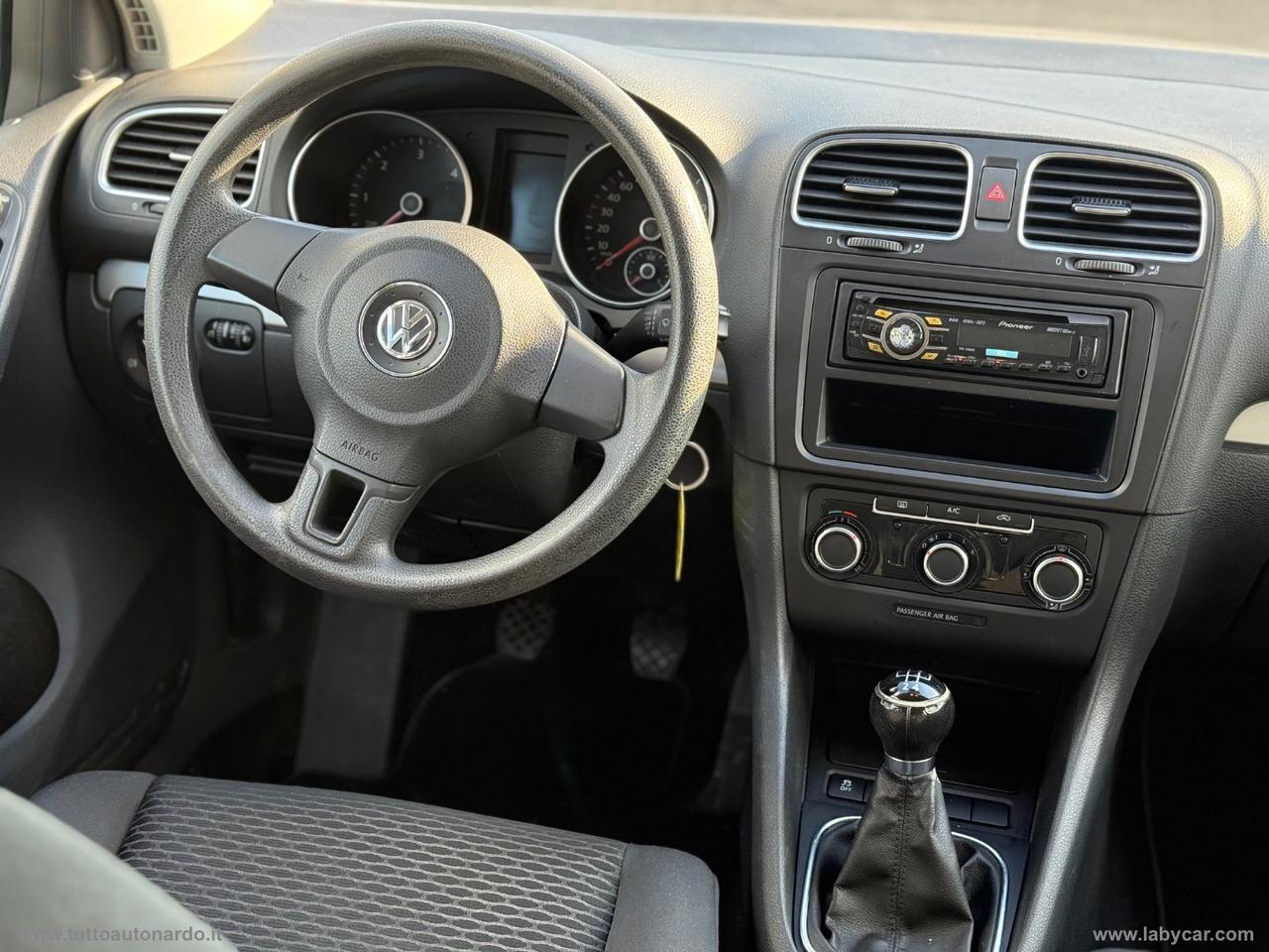 VOLKSWAGEN Golf Business 1.6 TDI 5p. Highline