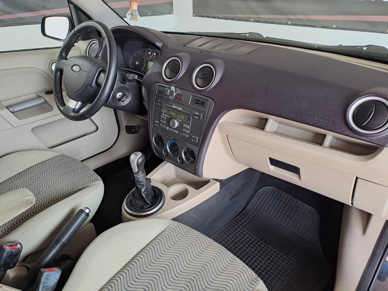 Ford Fusion 1.6 TDCi 90cv