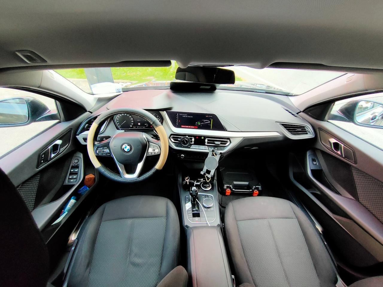 Bmw 118i 5p. Business Advantage auto