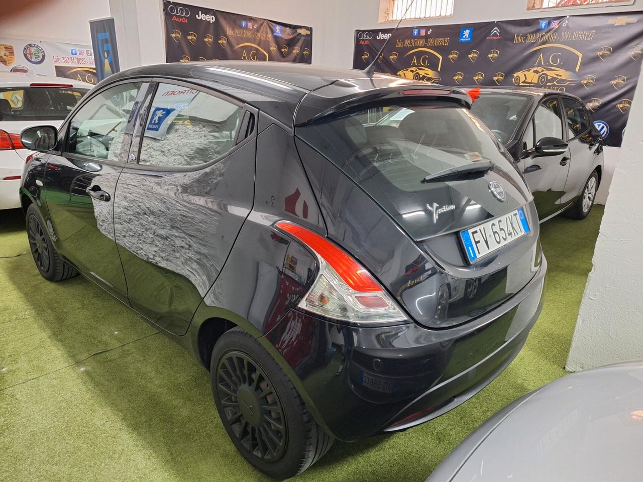 Lancia Ypsilon 1.2 69 CV 5 porte S&S Platinum