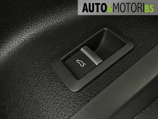 AUDI Q5 40 TDI quattro S tronic Business Sport