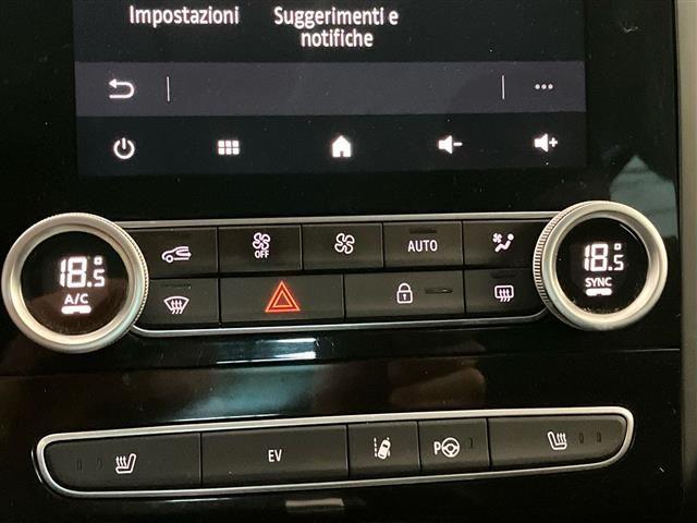 RENAULT Megane Sporter 1.6 E-TECH Plug-in Hybrid RS Line A