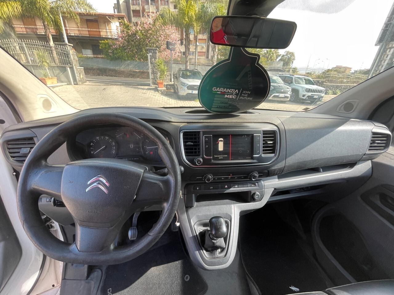 Citroen Jumpy 3 posti