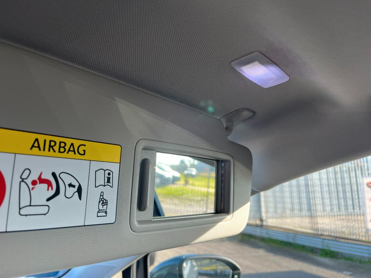 Volkswagen Golf 8 2.0 TDI 115 CV SCR Life