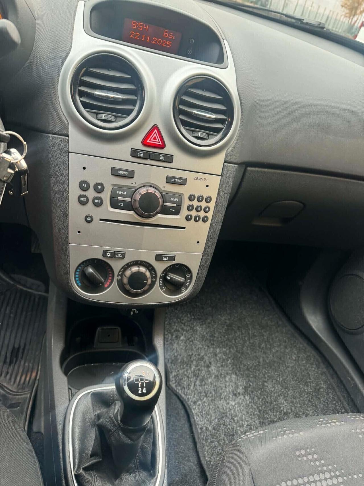 Opel Corsa 1.2 Benz/Metano 3 porte