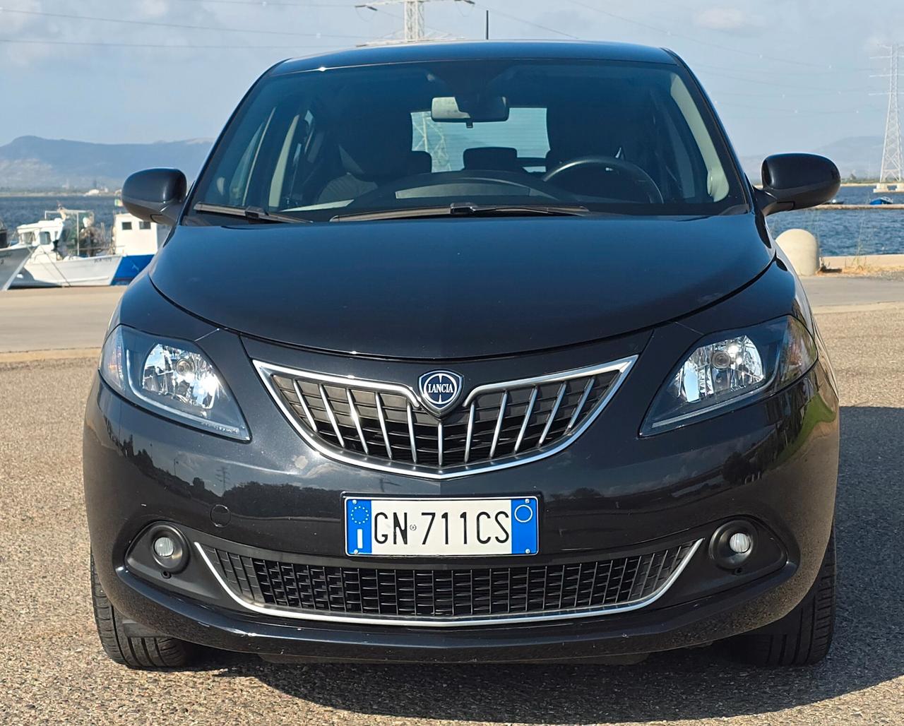 Lancia Ypsilon 1.0 FireFly 5 porte S&S Hybrid Alberta Ferretti