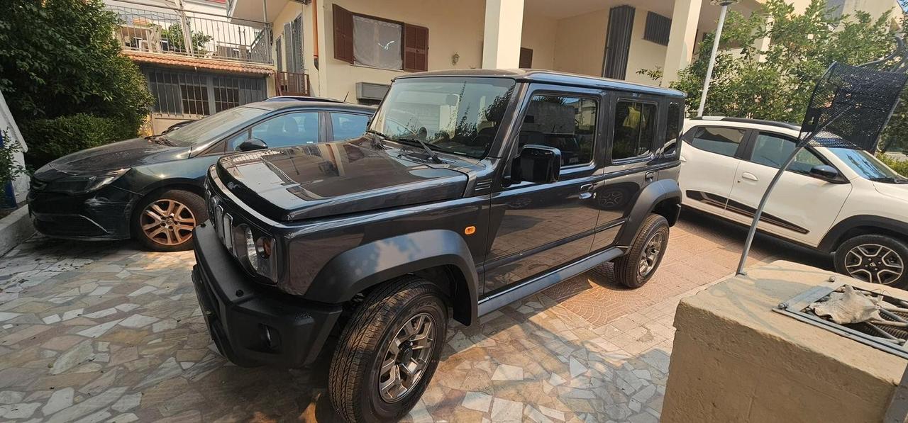 Suzuki Jimny 1.5 102 CV 5 PORTE PRONTA CONSEGNA