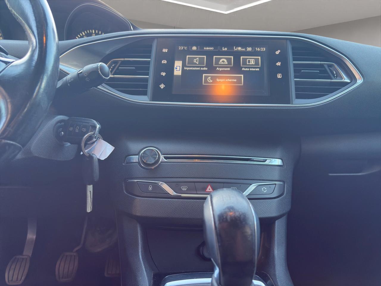 Peugeot 308 BlueHDi 100 S&S Active