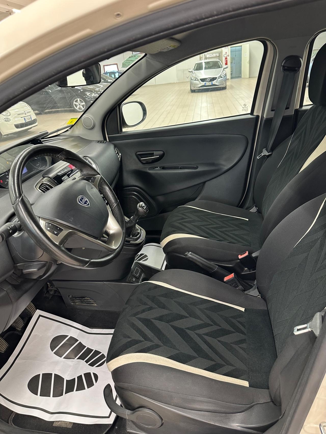 Lancia Ypsilon 1.3 MJT 16V 95 CV 5 porte S&S Gold