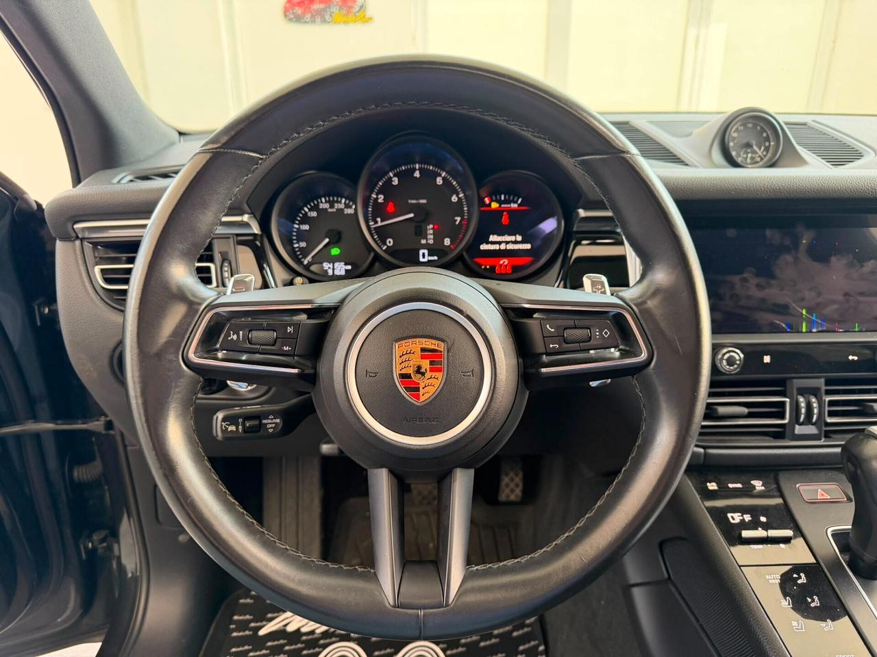 Porsche Macan 2023 2.0 Benzina