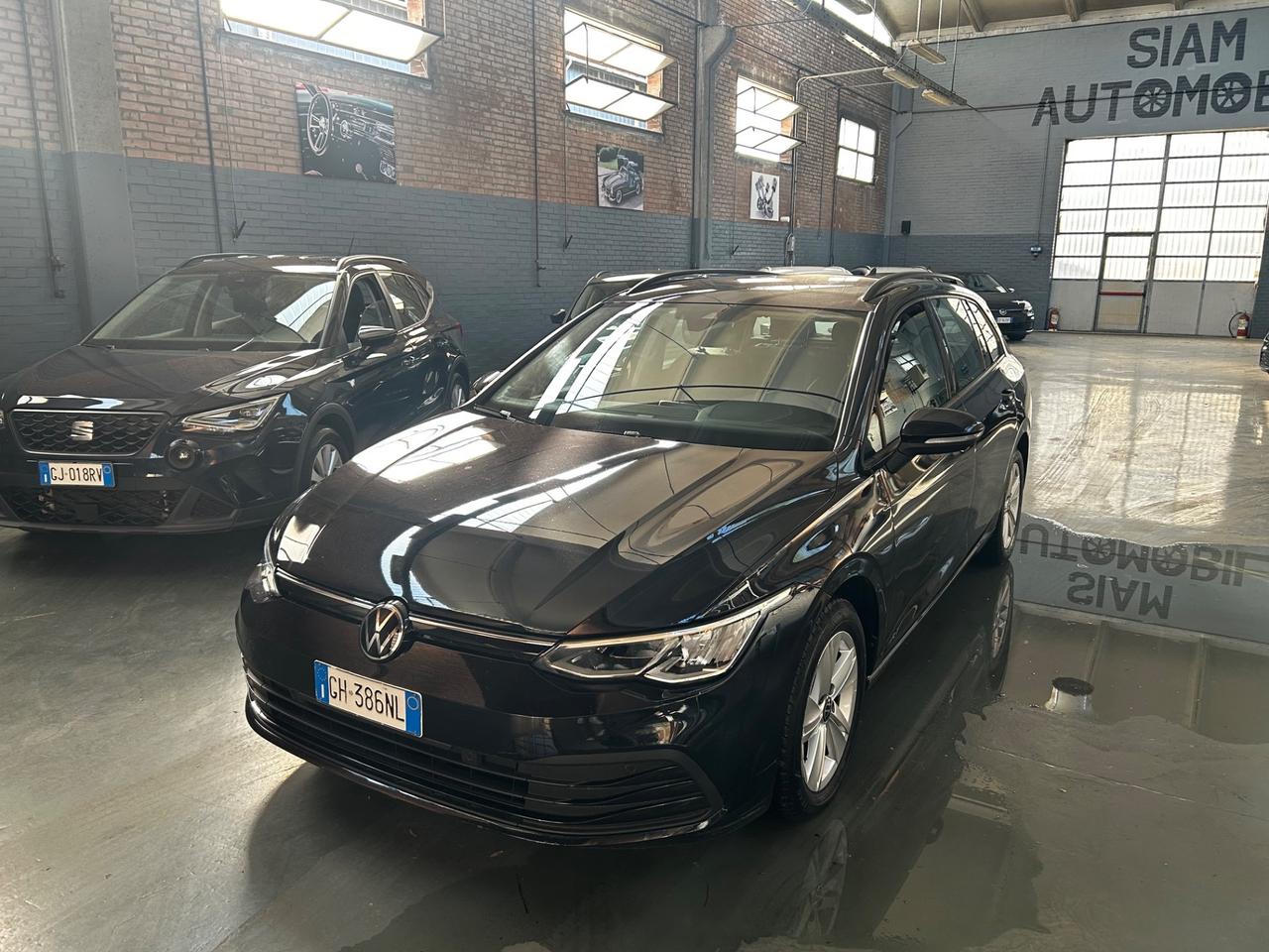 Volkswagen Golf variant 2.0 TDI 115 CV SCR Life Neopatentati