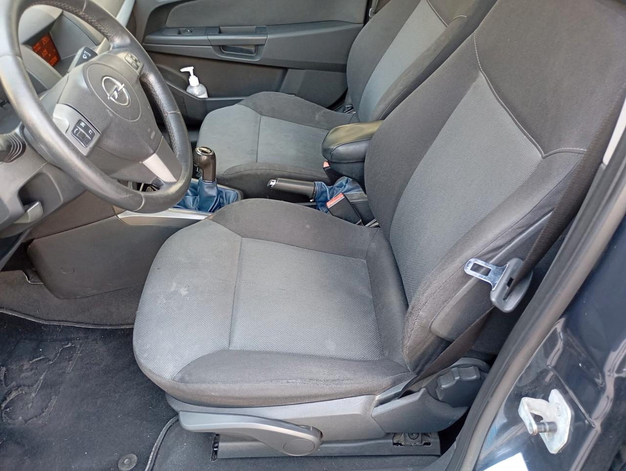 Opel Astra 1.7 CDTI 101CV 5 porte Cosmo