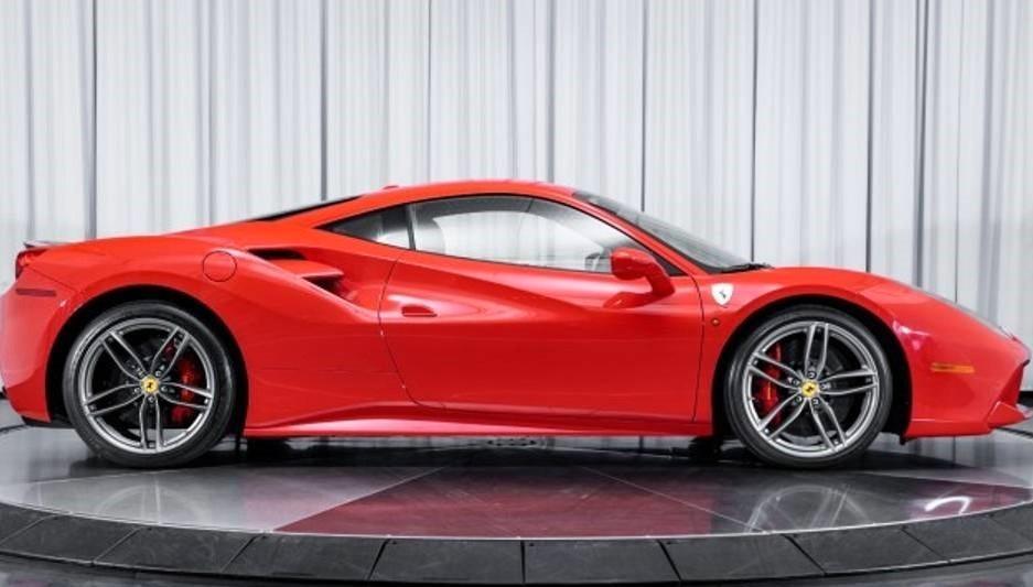 Ferrari 488 Ferrari 488 Coupe' - Noleggio Lungo Termine - Leasing all Inclusive