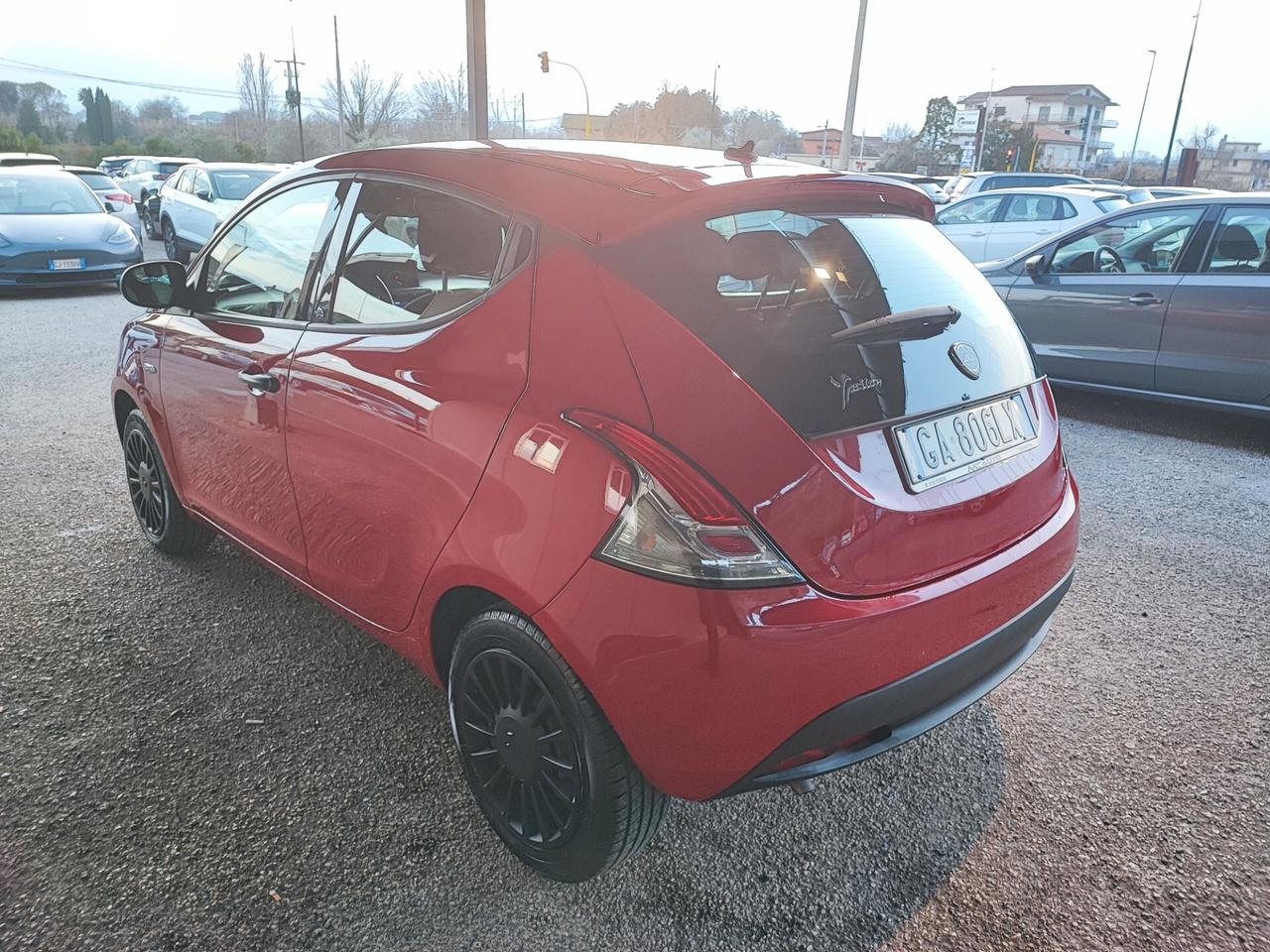 Lancia Ypsilon 1.2 5 porte S&S Platinum