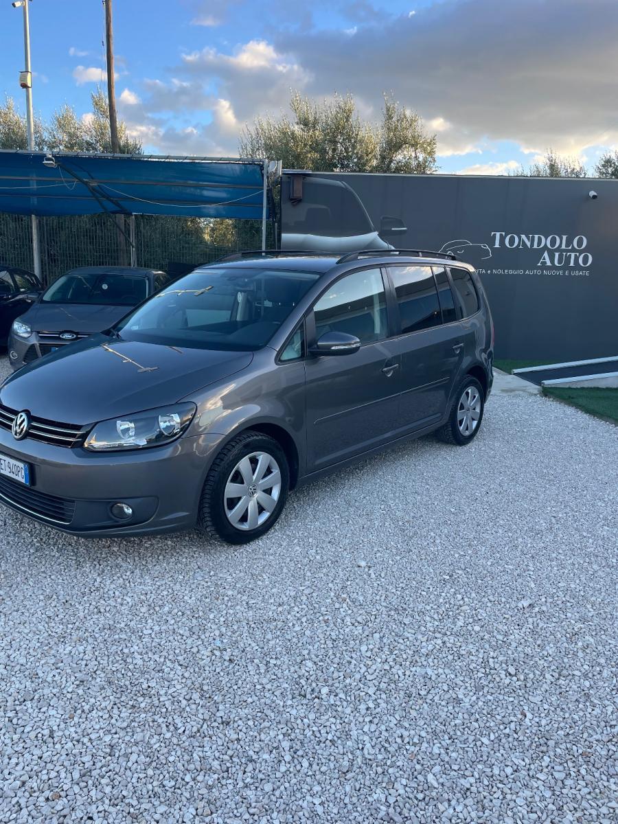 VOLKSWAGEN - Touran - 1.6 TDI DPF Trendline 7 POSTI