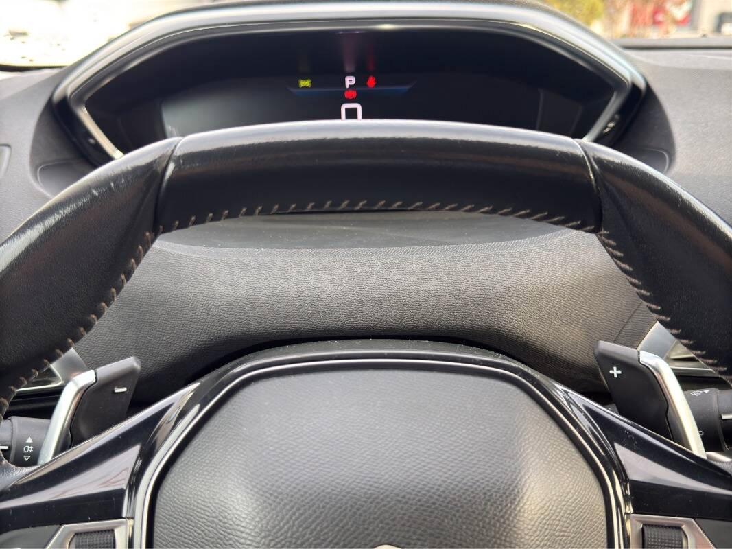 Peugeot 3008 II 1.5 bluehdi Active Business s&s 130cv eat8