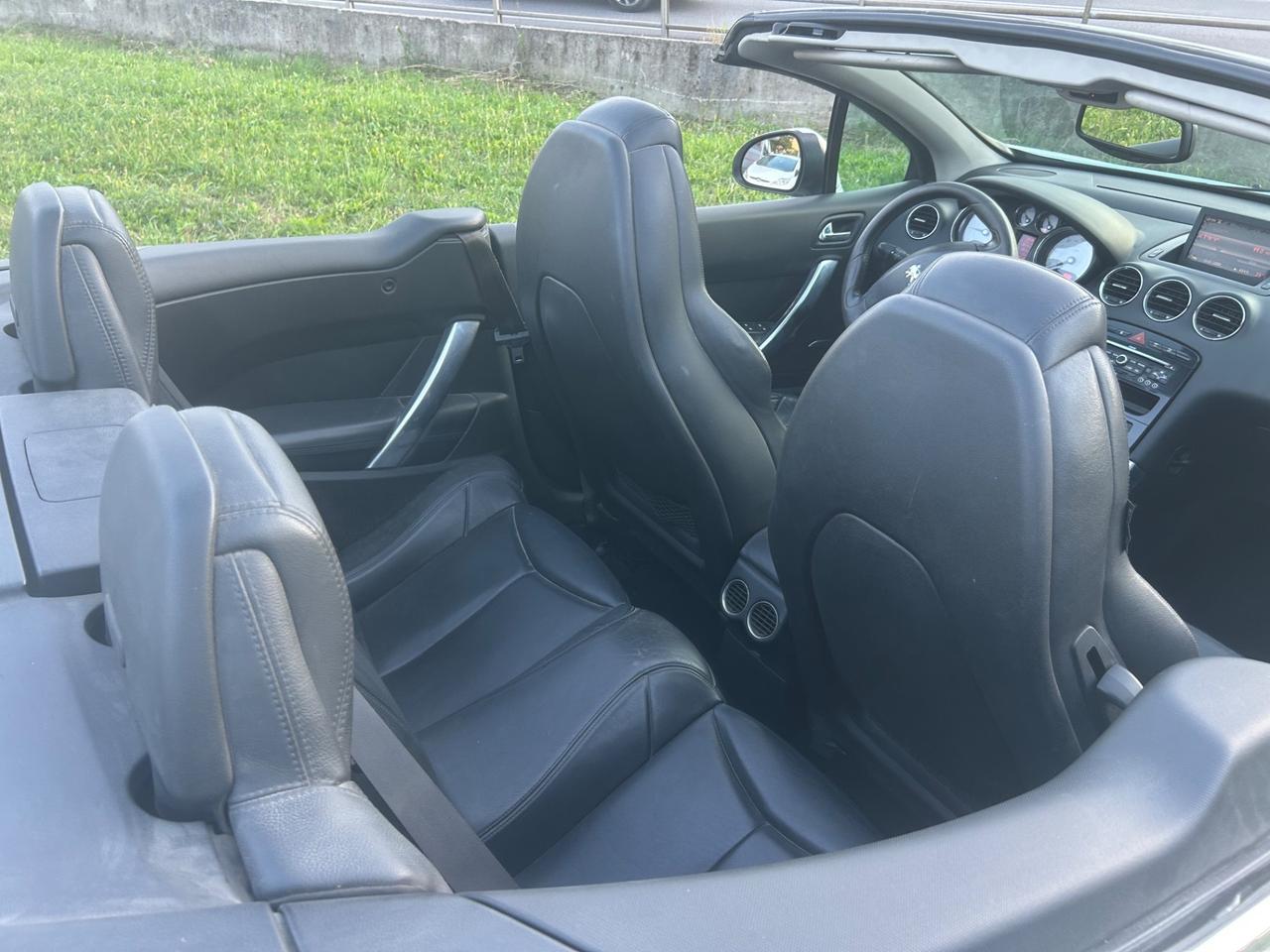 Peugeot 308 2.0 HDi 140CV CC Féline