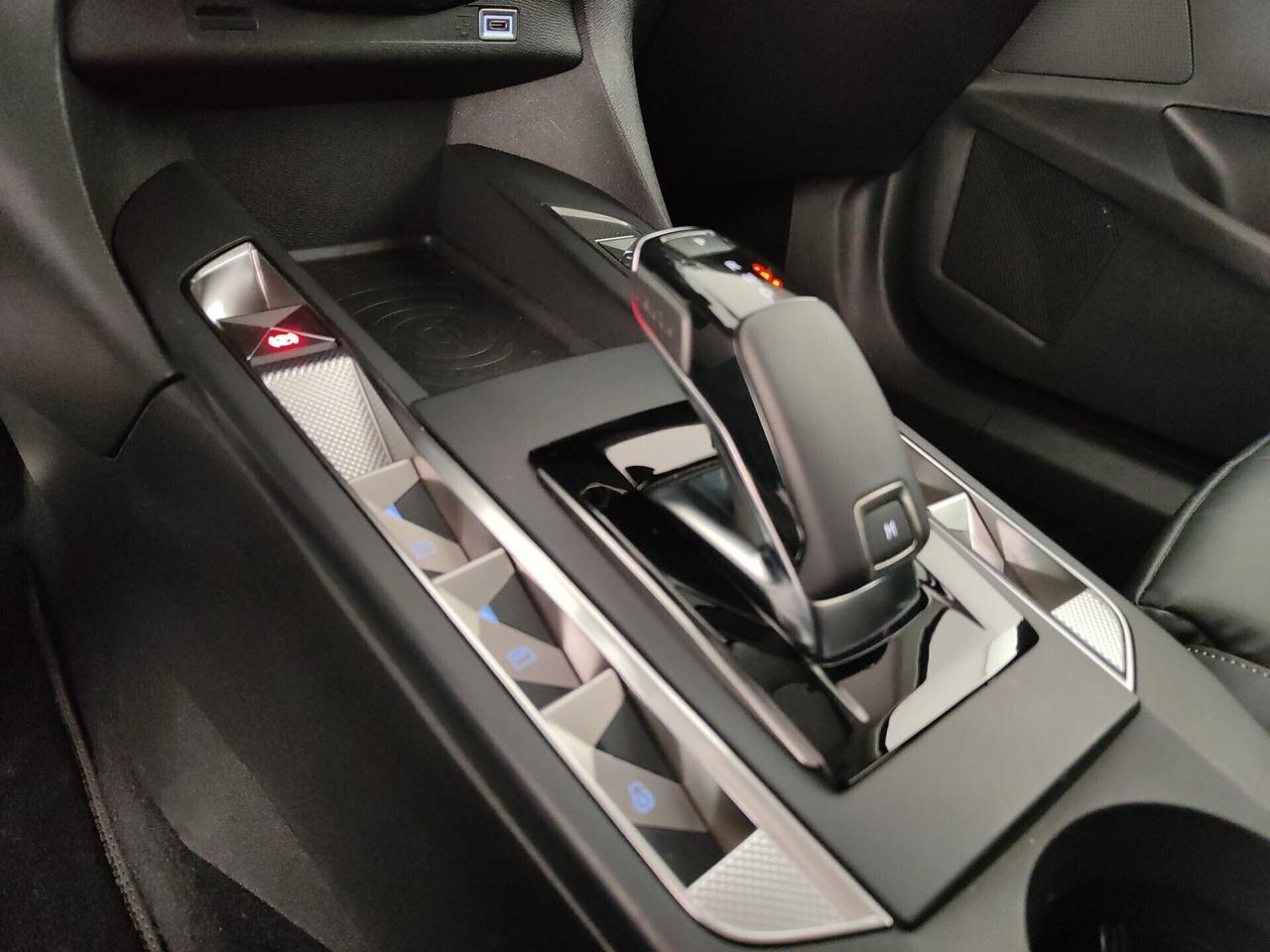 DS 3 BlueHDi 130 aut. Opera