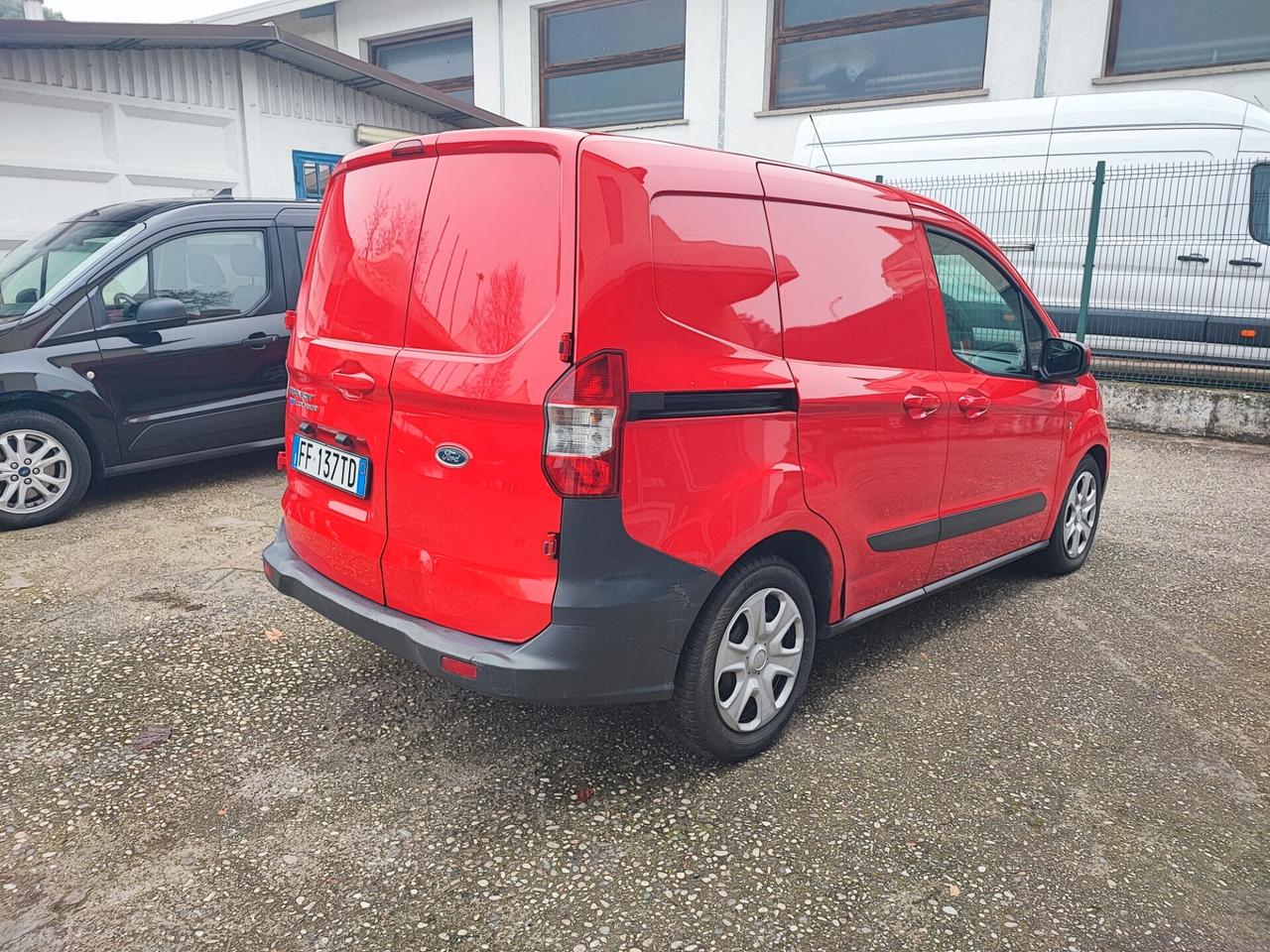 Ford Courier Euro 6B Tdci