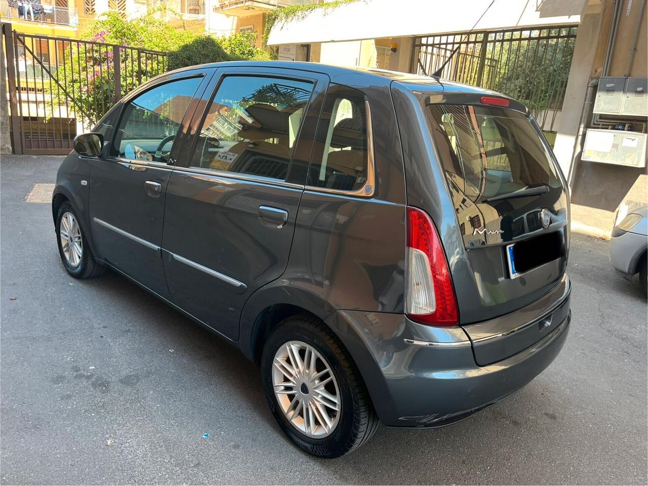 Lancia Musa 1.3 Multijet