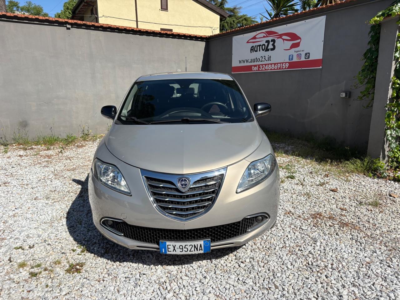 Lancia Ypsilon 1.2 69 CV 5 porte Gold