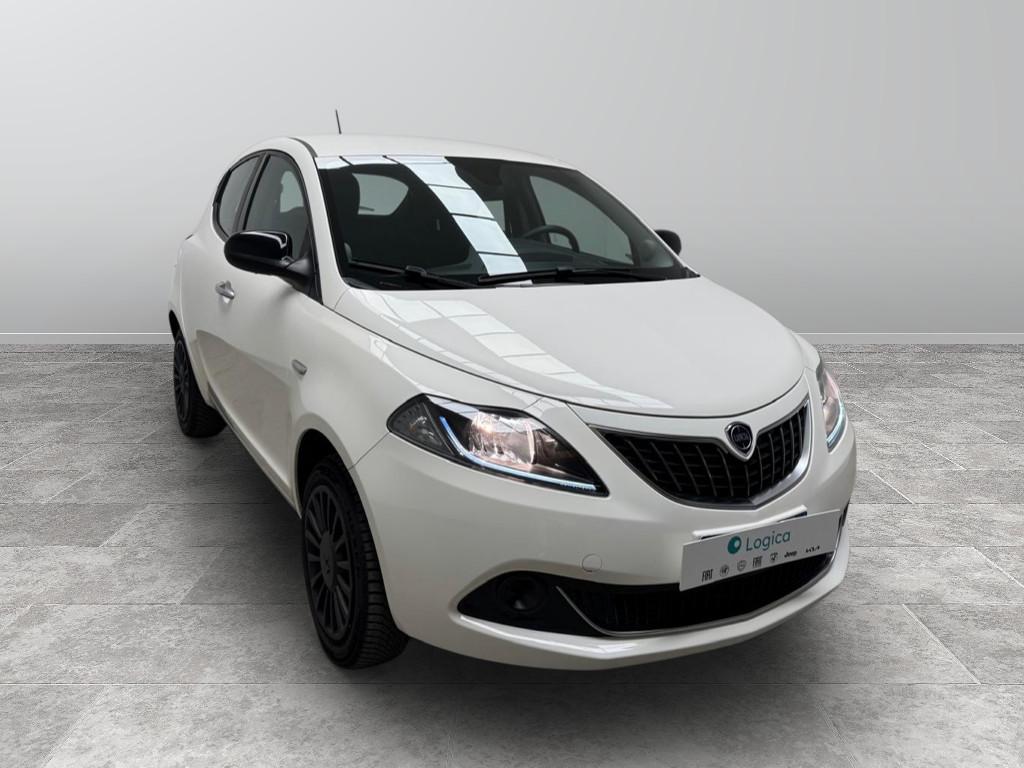 LANCIA Ypsilon III 2021 - Ypsilon 1.0 firefly hybrid Silver s&s 70c