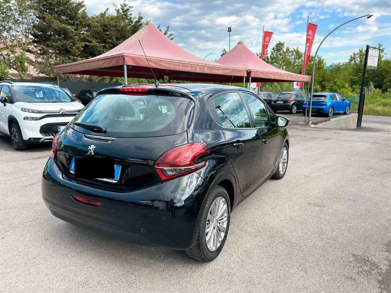 Peugeot 208 PureTech 82 5p. GPL Active