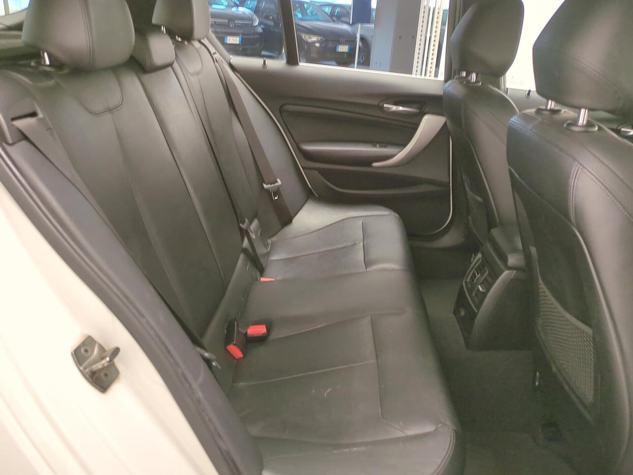 Bmw 118 118d 5p. Msport